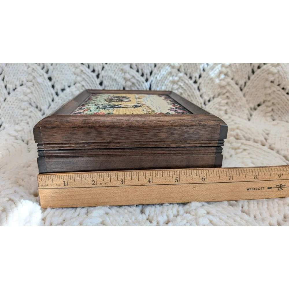 N/A vintage wooden